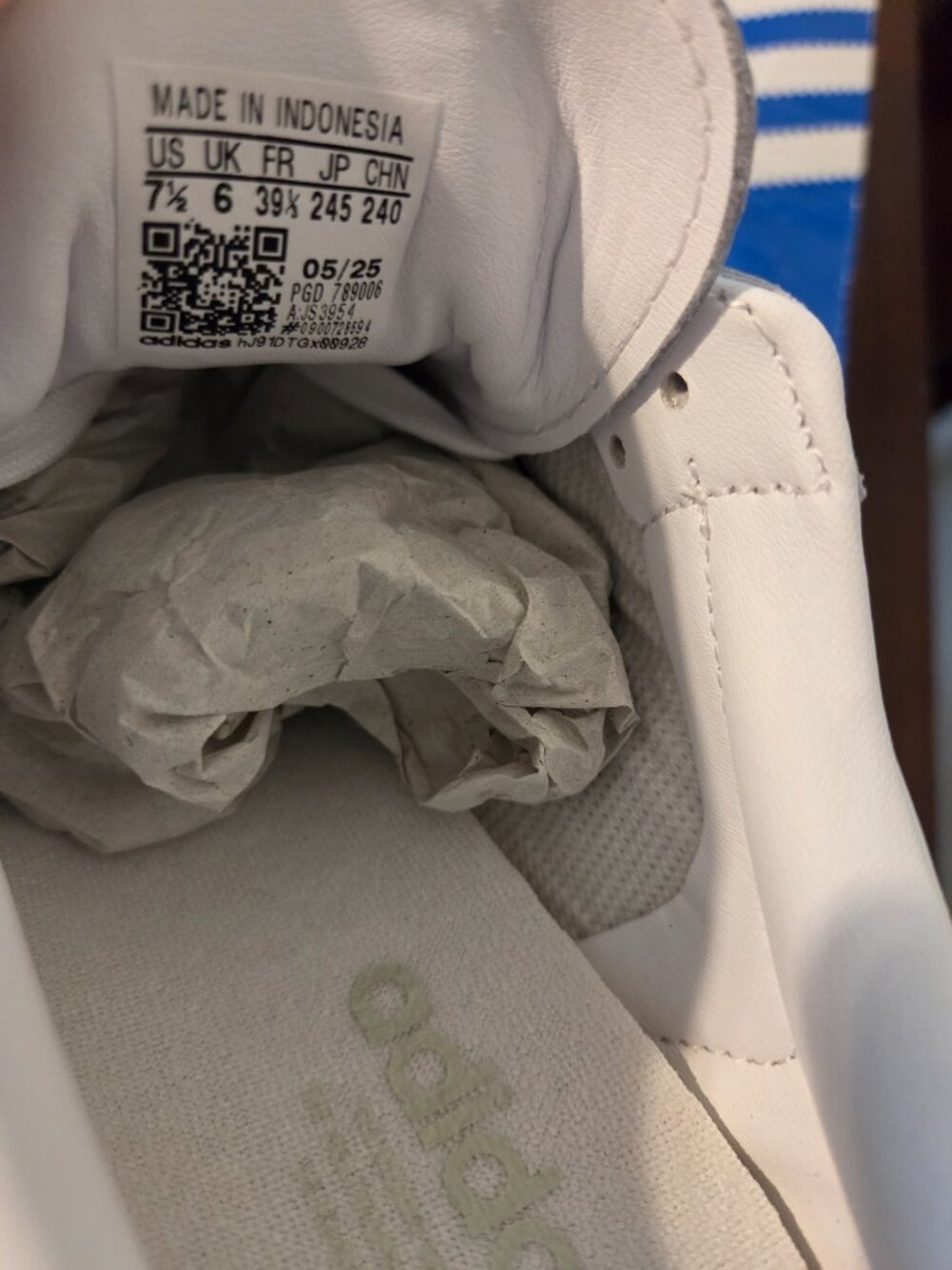 Womens Adidas Sambae size 7.5 - Picture 6 of 10